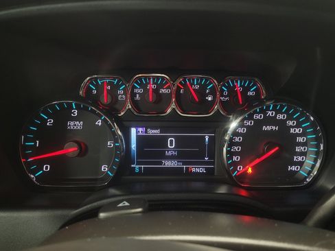 Used 2018 Chevrolet Silverado 1500 LT AWD/4WD image 23