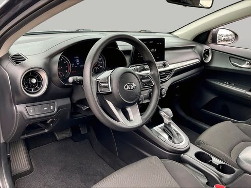 Used 2021 Kia Forte LXS FWD image 34