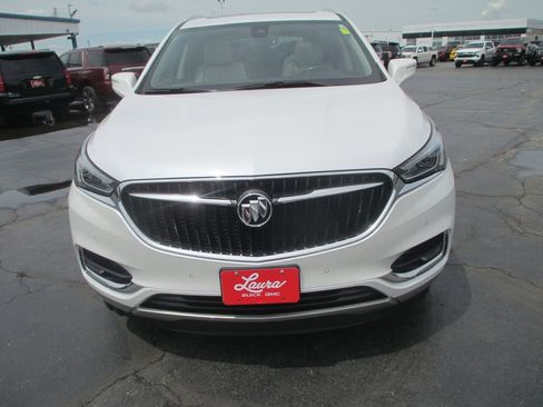 Used 2021 Buick Enclave Premium w/ Sun and Sites Package FWD image 13