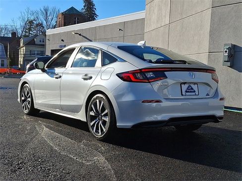 Certified 2023 Honda Civic EX-L image 4