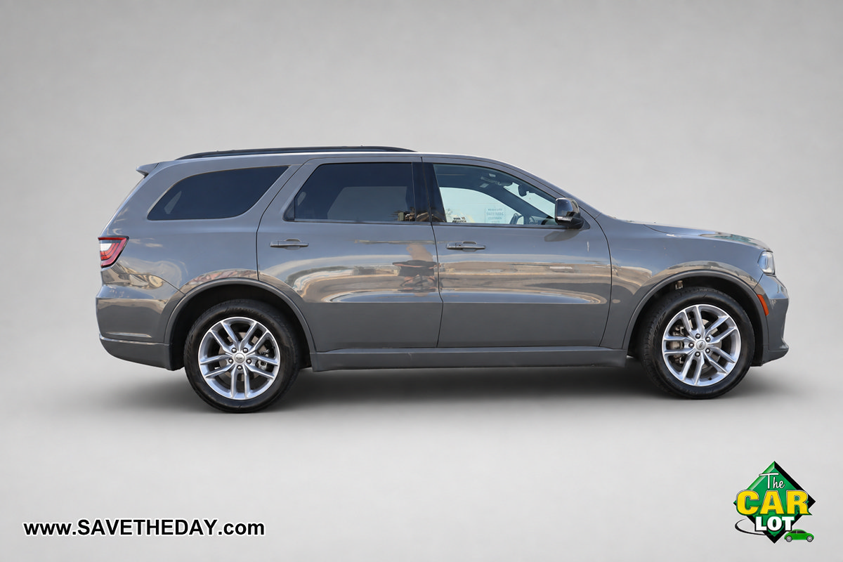 Used 2023 Dodge Durango GT RWD image 9