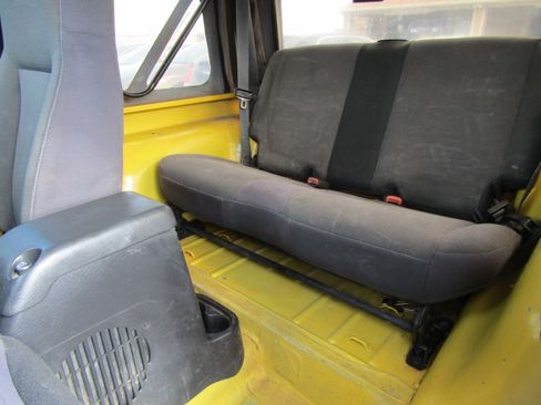 Used 2006 Jeep Wrangler X image 25