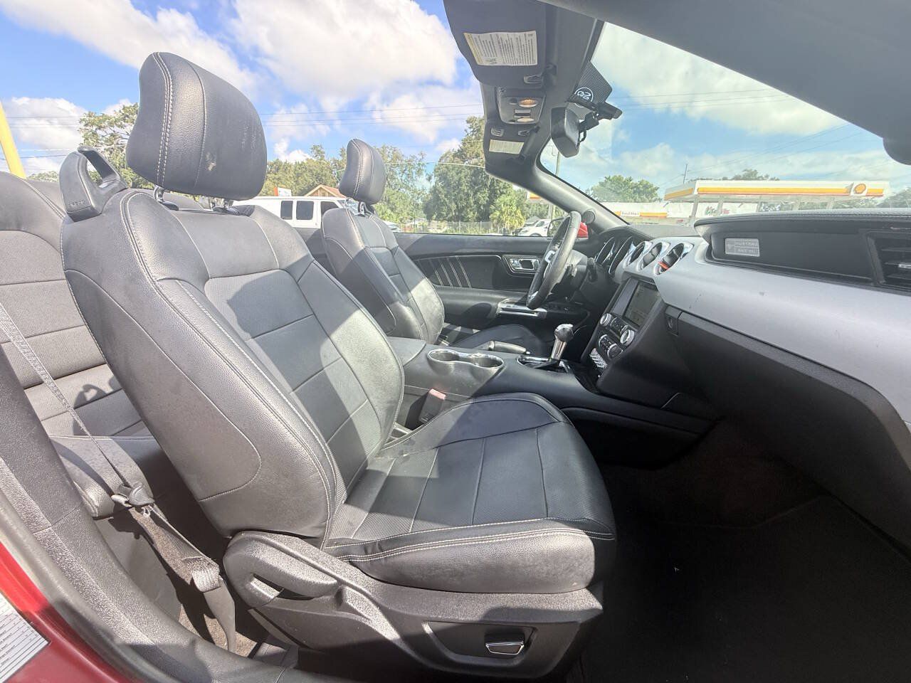 Used 2017 Ford Mustang Premium RWD image 16