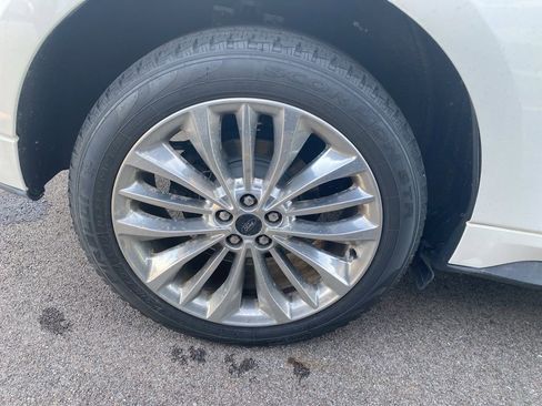 Used 2020 Ford Edge Titanium w/ Equipment Group 301A image 6