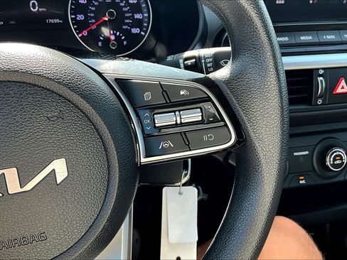 Used 2023 Kia Forte LXS image 22