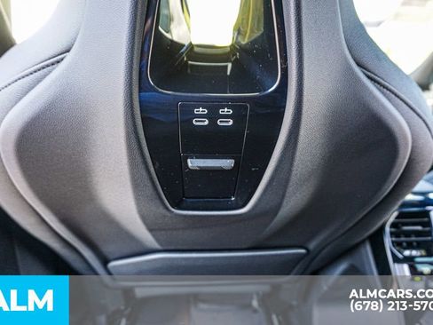 Used 2022 BMW iX xDrive50 w/ Dynamic Handling Package image 34