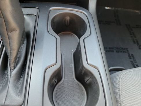 Used 2022 Chevrolet Colorado W/T RWD image 29