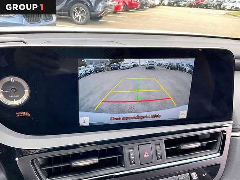 Used 2025 Lexus ES 350 w/ Premium Package image 23