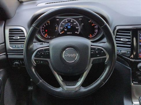 Used 2019 Jeep Grand Cherokee Limited RWD image 15