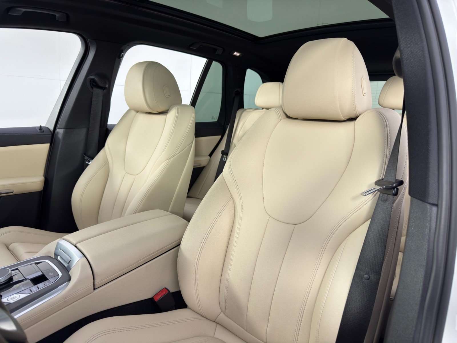 Used 2022 BMW X5 sDrive40i w/ Parking Assistance Package RWD image 39