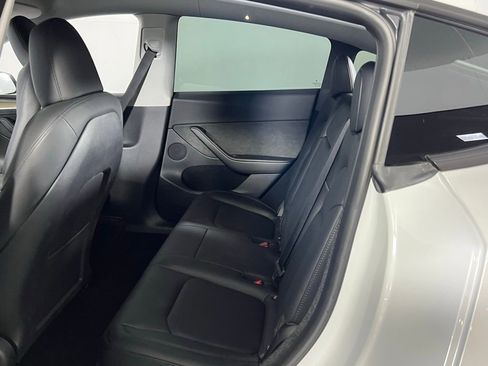 Used 2023 Tesla Model Y Long Range image 24