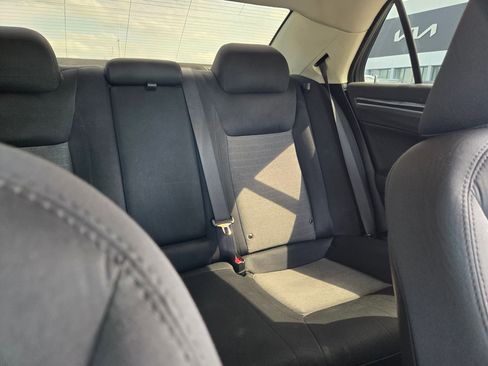 Used 2019 Chrysler 300 Touring w/ Sport Appearance Package RWD image 14