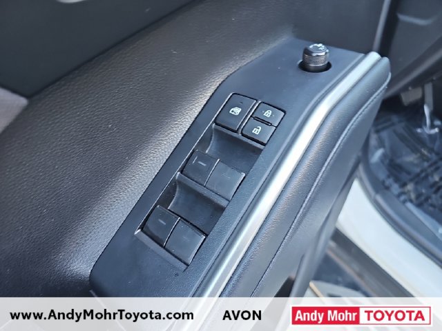 Certified 2022 Toyota Highlander L FWD image 12