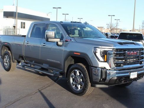 New 2026 GMC Sierra 2500 SLT image 9