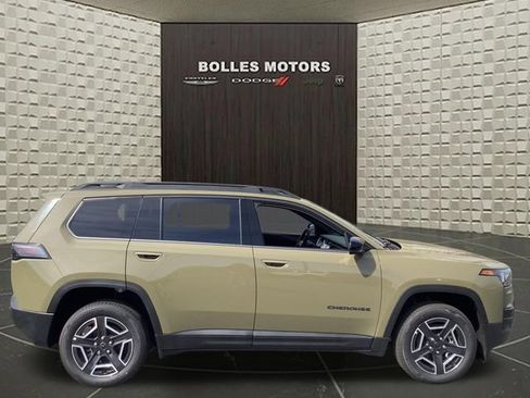 New 2026 Jeep Cherokee Limited AWD/4WD image 1