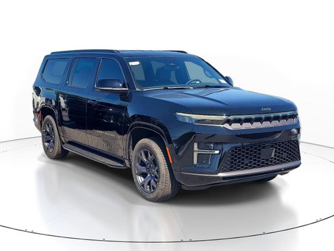 New 2026 Jeep Grand Wagoneer L Limited AWD/4WD image 2