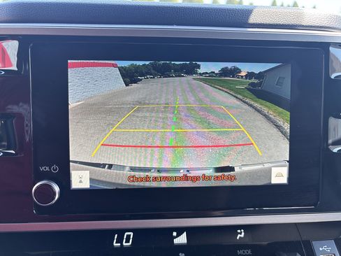 Certified 2025 Toyota Tundra SR5 w/ SR5 Convenience Package AWD/4WD image 26