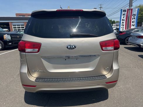 Used 2017 Kia Sedona LX FWD image 8
