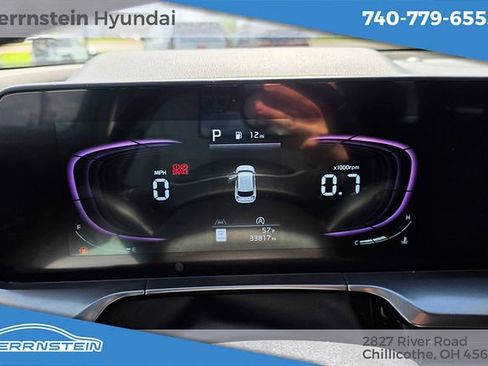 Used 2025 Kia Telluride S AWD/4WD image 17