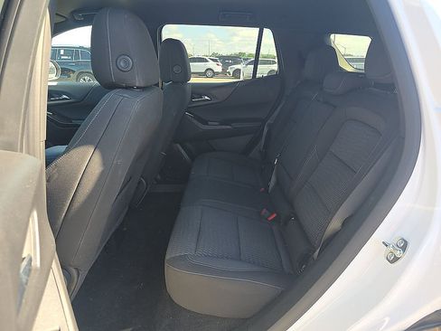 Used 2025 Chevrolet Equinox LT FWD image 53