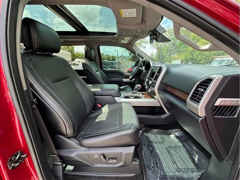 Used 2017 Ford F150 Lariat w/ Equipment Group 502A Luxury AWD/4WD image 44