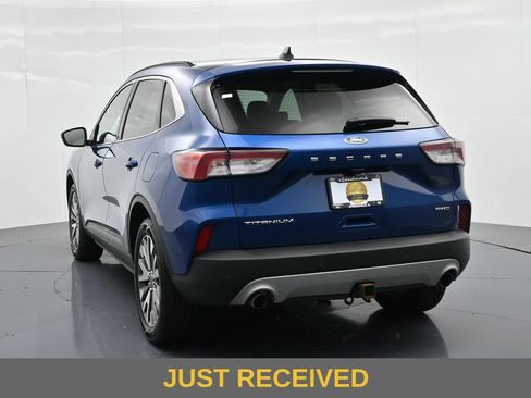 Used 2022 Ford Escape Titanium w/ Class II Trailer Tow Package AWD/4WD image 3