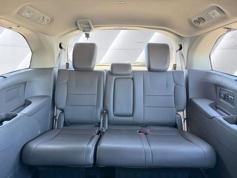 Used 2012 Honda Odyssey Touring image 12