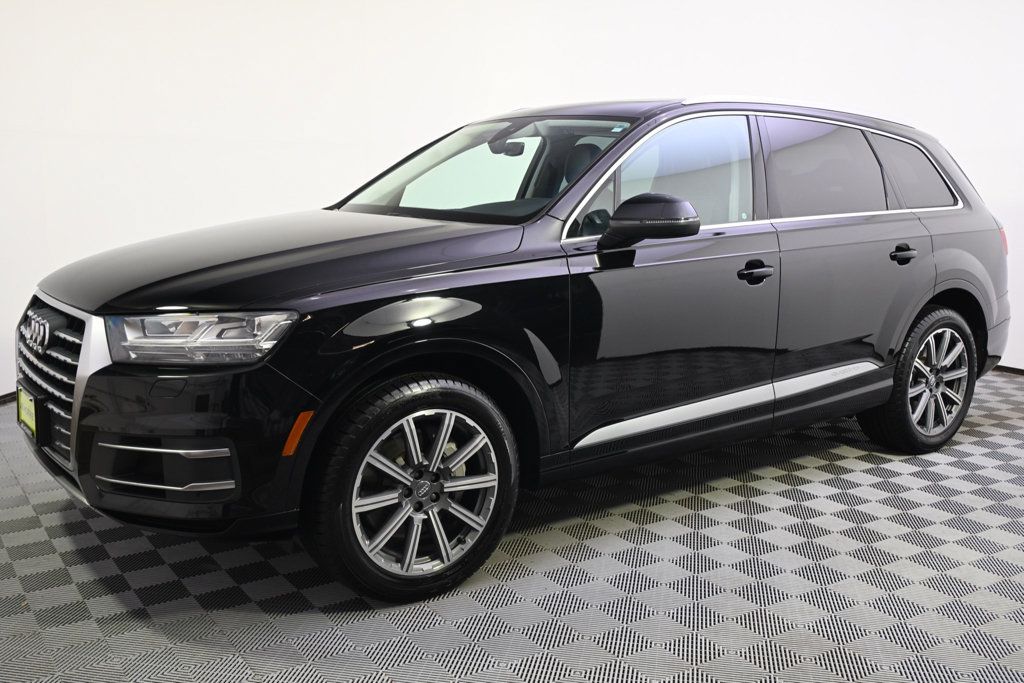 Used 2019 Audi Q7 3.0T Premium Plus w/ Premium Plus Package AWD/4WD image 2
