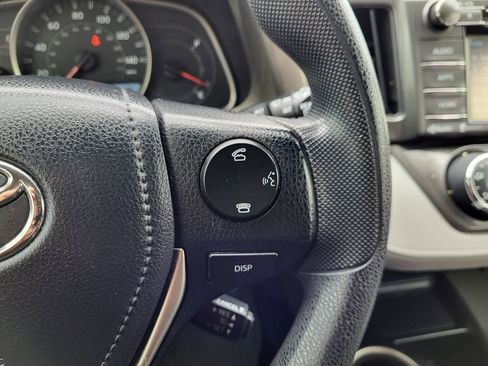 Used 2015 Toyota RAV4 LE image 35