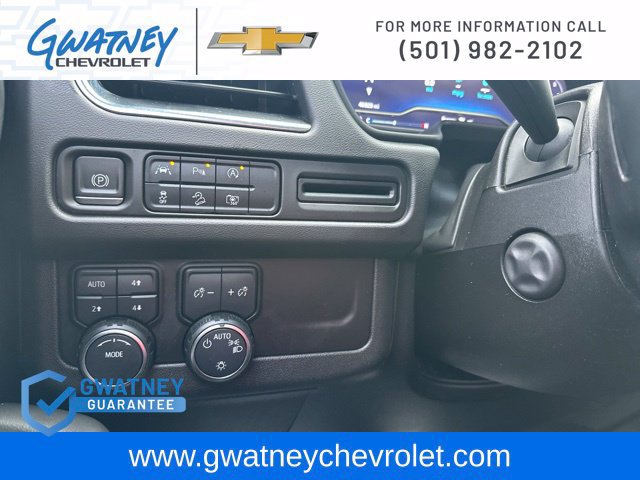 Used 2023 Chevrolet Tahoe Z71 w/ Luxury Package AWD/4WD image 20