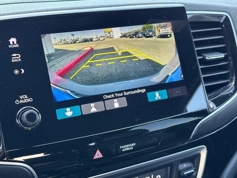 Used 2025 Honda Passport Black Edition image 25