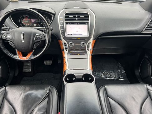 Used 2018 Lincoln MKX Reserve image 3
