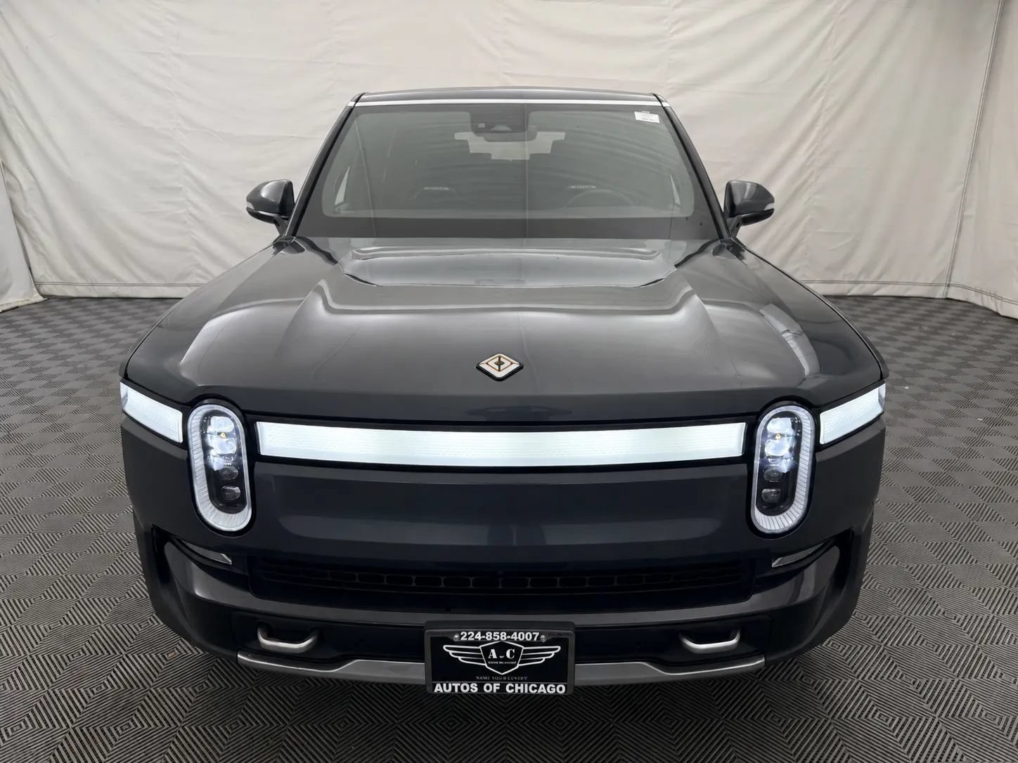 Used 2024 Rivian R1S Adventure Quad AWD/4WD image 3