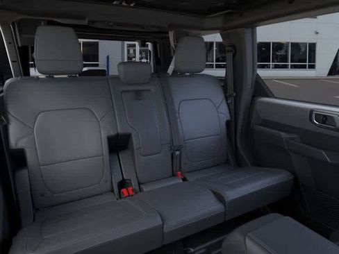 New 2025 Ford Bronco Big Bend w/ Black Diamond Package AWD/4WD image 11