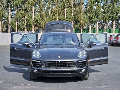 Used 2018 Porsche Macan S image 34