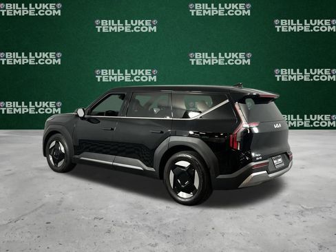 Used 2024 Kia EV9 Light Long Range image 8