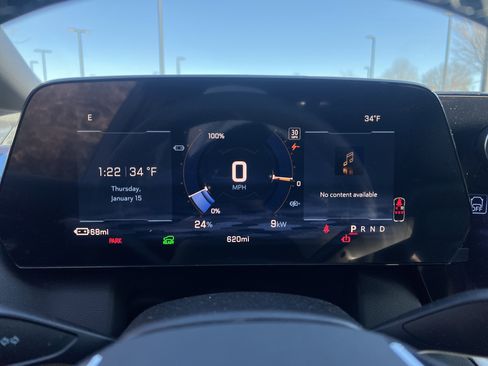 New 2026 Chevrolet Equinox EV LT AWD/4WD image 23