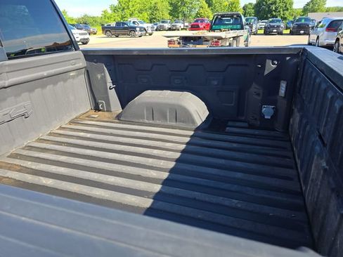 Used 2024 GMC Sierra 1500 AT4 w/ Technology Package AWD/4WD image 22