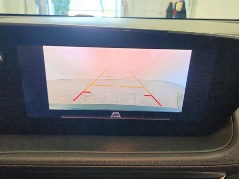 Used 2024 Buick Encore GX Sport Touring image 29