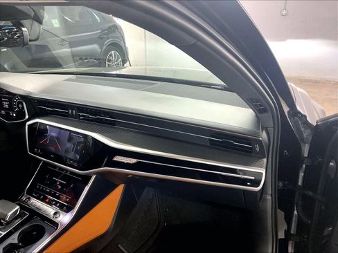 Used 2025 Audi RS 6 performance image 17