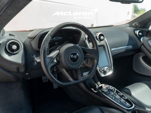 Used 2023 McLaren GT image 13