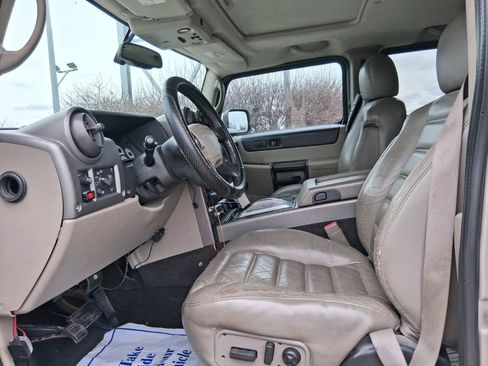 Used 2003 HUMMER H2 Base 4dr 4WD SUV w/ Preferred Equipment Group image 10