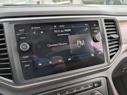 Used 2021 Volkswagen Atlas SE image 27