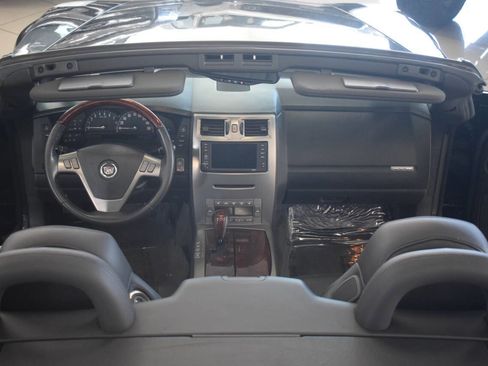 Used 2005 Cadillac XLR Base 2dr Roadster image 74