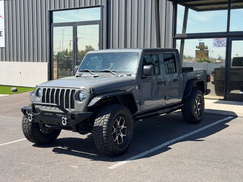 Used 2020 Jeep Gladiator Sport w/ Quick Order Package 24S AWD/4WD image 1