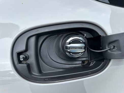 Certified 2023 Porsche Panamera 4 Platinum Edition w/ Sport Chrono Package AWD/4WD image 42