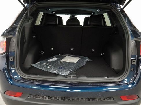 New 2026 Jeep Compass Limited image 30