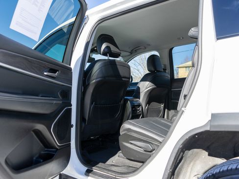 Used 2021 Jeep Grand Cherokee L Limited w/ Trailer Tow Group (B) image 28