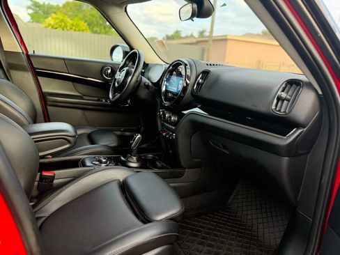Used 2022 MINI Cooper Countryman S FWD image 3
