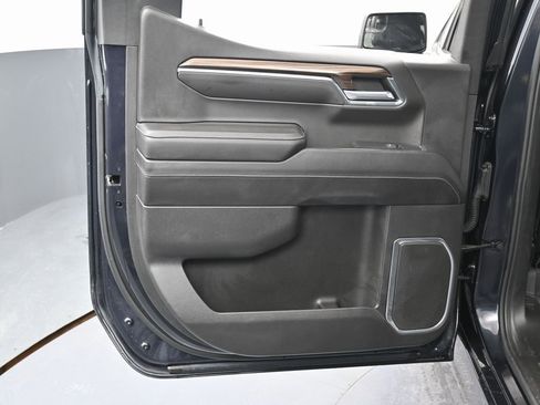 Used 2023 Chevrolet Silverado 1500 LT image 37